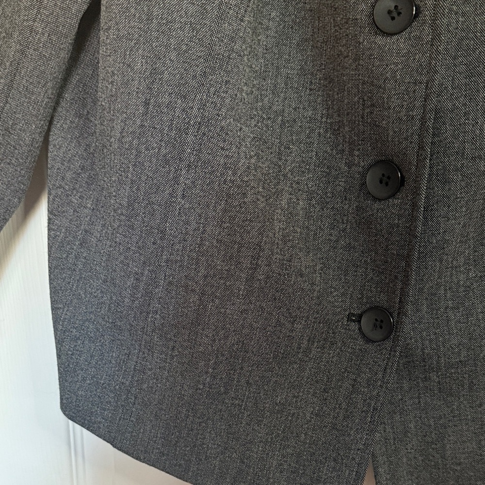 Lane Bryant Women's Charcoal Gray and Black  Blazer size 18 - Picture 2 of 10